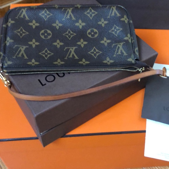 Louis Vuitton Pochette Style M51980 - Picture 7 of 10